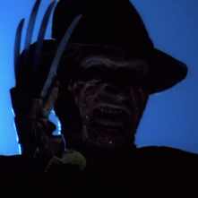 Robert Englund è Freddy in Nightmare dal profondo della notte