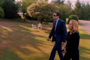 X-Files - Teaser stagione 10 'They're Coming'