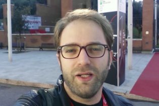 S is for Stanley - Recensione Selfie