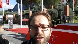 Monitor - Recensione Selfie