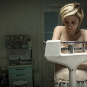 Corpi: Justyna Suwala in un'immagine tratta del film