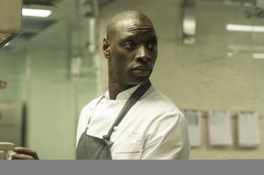 Il sapore del successo: Omar Sy in una scena del film