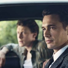 11/22/63: James Franco e George MacKay in auto