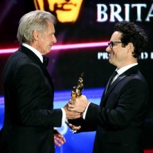 Britannia Awards 2015: Harrison Ford premiato dal regista J.J. Abrams