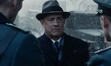 Il ponte delle spie: Tom Hanks in una scena del film