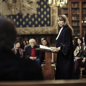 Mon roi - Il mio re: Emmanuelle Bercot in una scena del film