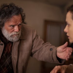 In fondo al bosco: Camilla Filippi e Giovanni Vettorazzo in una scena del film
