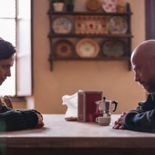 In fondo al bosco: Camilla Filippi e Filippo Nigro in una scena del film