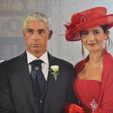 Matrimonio al Sud: Biagio Izzo e Barbara Tabita in una scena del film