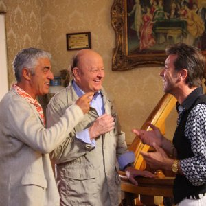 Matrimonio al Sud: Biagio Izzo, Massimo Boldi e Paolo Conticini in una scena del film