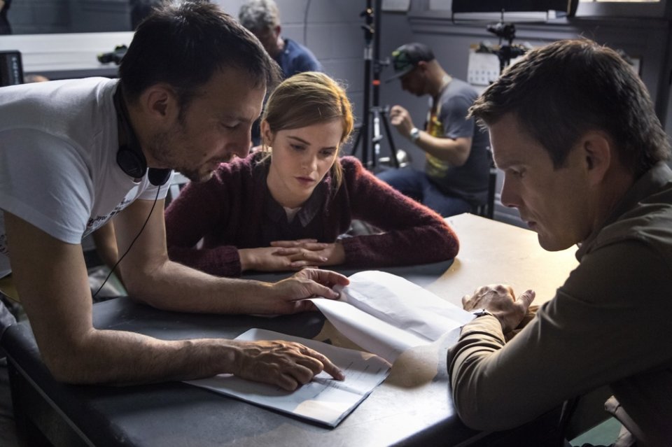 Regress: Alejandro Amenabar, Emma Watson and Ethan Hawke on the set of the film