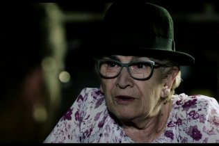 The Pills - Sempre meglio che lavorare - Teaser 'Los Pollos Romanos'