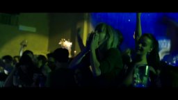 Alaska - Clip 'Capodanno in discoteca'