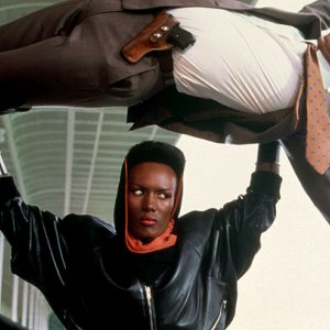 Grace Jones in Agente 007, bersaglio mobile