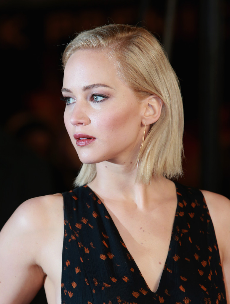Jennifer Lawrence alla premiere di Hunger Games, il canto della rivolta parte 2 a Londra