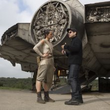 Star Wars: Il Risveglio della Forza - Daisy Ridley e J.J. Abrams sul set