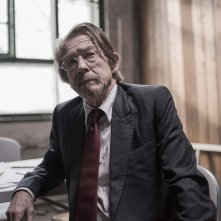 The Last Panthers: John Hurt nella serie ha il ruolo di Tom