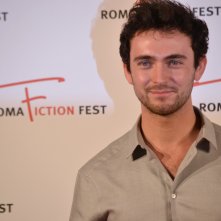 Roma Fiction Fest 2015: George Blagden al photocall di Versailles