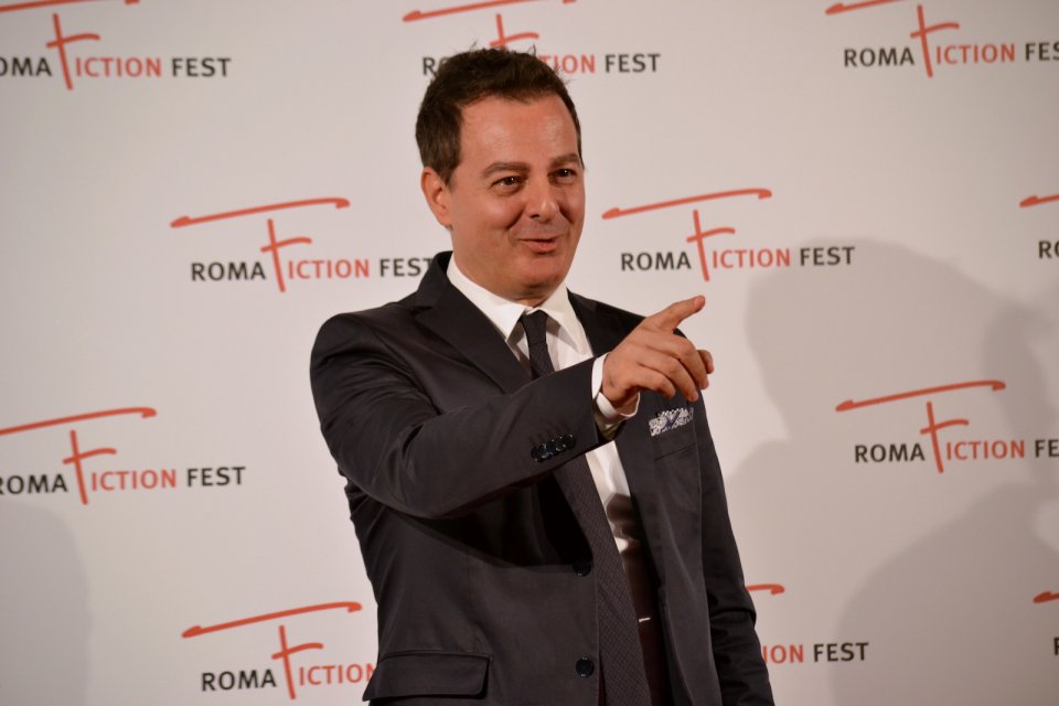 Roma Fiction Fest 2015: un immagine di Iginio Straffi sul red carpet a lui dedicato