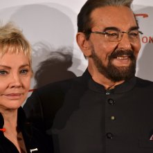 Roma Fiction Fest 2015: Kabir Bedi e Carole André posano per i fotografi sul red carpet di Sandokan