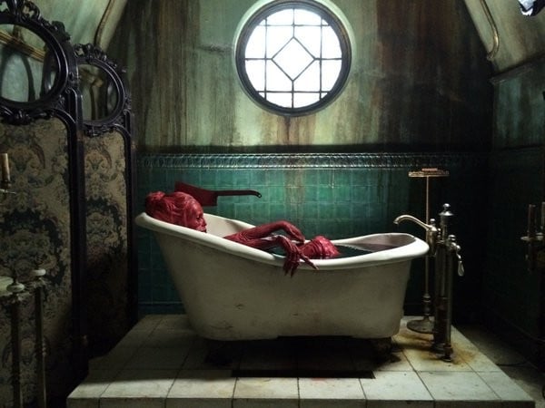 Crimson Peak -una bella immagine dal set