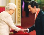 Benedict Cumberbatch, un riconoscimento dalla regina Elisabetta II