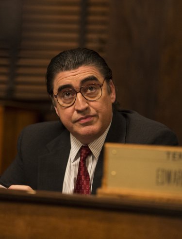 Show Me a Hero: l'attore Alfred Molina interpreta Hank Spallone nella miniserie