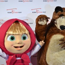 Roma Fiction Fest 2015: un immagine di Masha e Orso sul red carpet