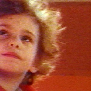 Bambini nel tempo: un'immagine del documentario