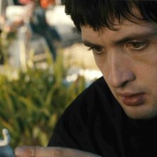 Heatwave: un'inquadratura che ritrae Karim Leklou