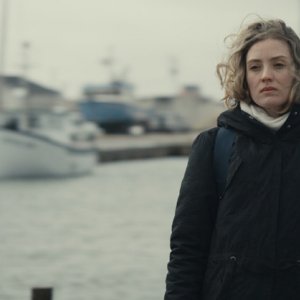 The Wolves: Evelyne Brochu in una scena del film