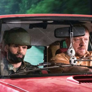 The Waiting Room: Jasmin Geljo e Christopher Jacot in una scena del film