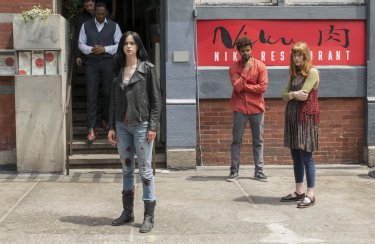 Jessica Jones: la protagonista Krysten Ritter in una foto della serie