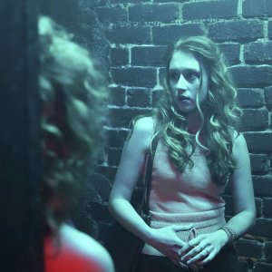 Wicked City: l'attrice Taissa Farmiga in una foto del pilot