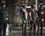 Arrow, The Flash: il trailer del crossover