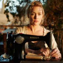 The Dressmaker: Kate Winslet in una bella immagine promozionale del film