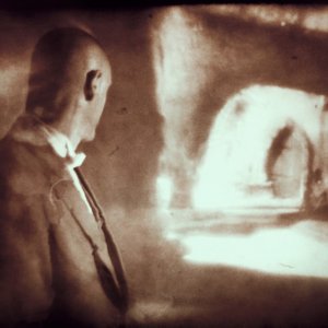 The Forbidden Room: Andreas Apergis in una scena del film