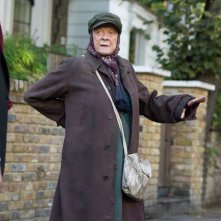 The Lady in the Van: Maggie Smith in una scena del film