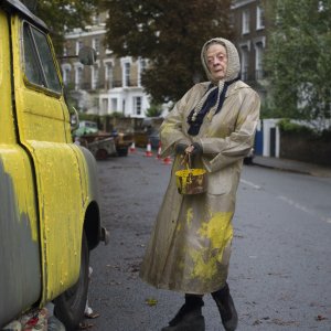 The Lady in the Van: Maggie Smith in un'immagine del film