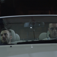 All Night Long: Clementino e un altro attore in una scena del film