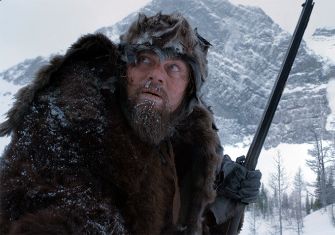 Revenant - Redivivo: Leonardo DiCaprio affronta il freddo in una foto del film