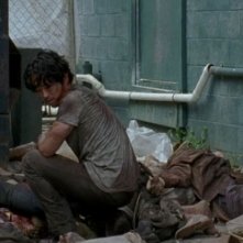 The Walking Dead: l'attore Steven Yeun in una scena dell'episodio Heads Up