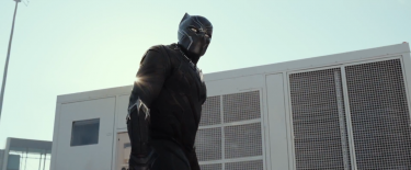Captain America: Civil War: Black Panther nel primo trailer del film Marvel