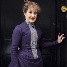 Sherlock: Una Stubbs nel character poster dello speciale The Abominable Bride
