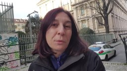 Iona - Recensione Selfie