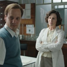 Chiamatemi Francesco - Il Papa della gente: Rodrigo de la Serna e Mercedes Morán in una scena del film