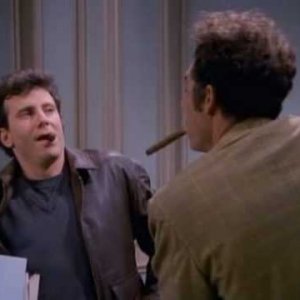 Michael Richards in una foto del crossover tra Innamorati pazzi e Seinfeld