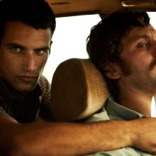 La isla mínima: Raúl Arévalo minacciato con un coltello in una scena del film