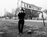 Ritorno a Spoon River: l'America di provincia tra passato e presente