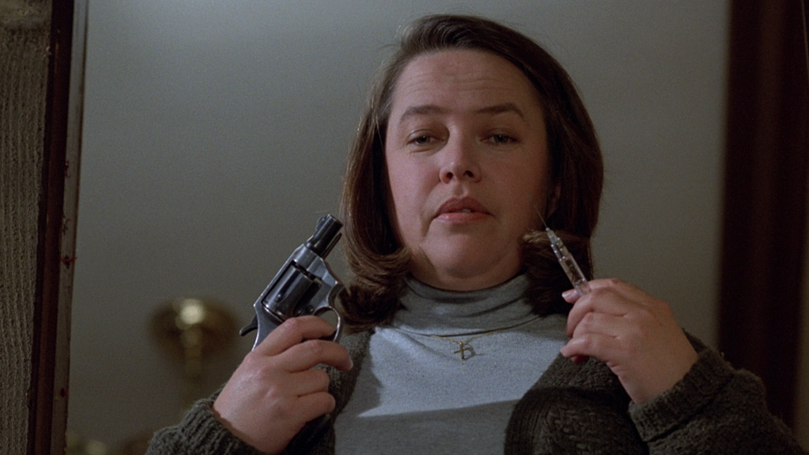 Kathy Bates in una scena di Misery non deve morire